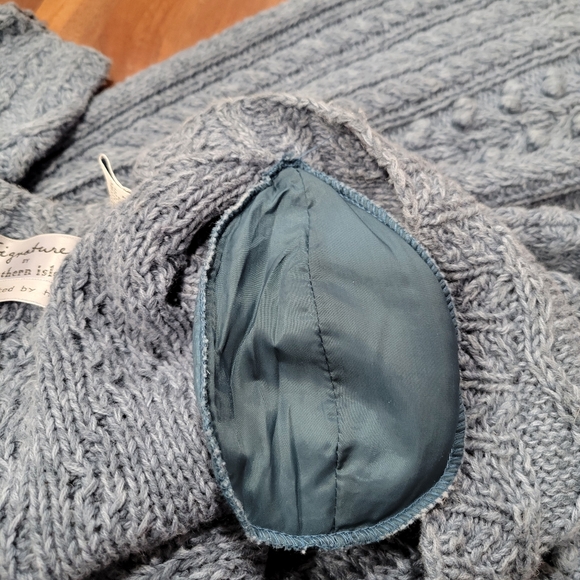 Signatures by Northern Isles ll Hand Knitted Cable Knit Bubble Knit Sweater. 2X - Picture 3 of 10